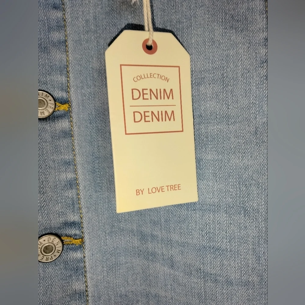 Love Tree (Size L) Light Wash Denim Jean Button Fly Skirt (NWT)